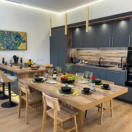 El Balcon Del Mercado Chico *