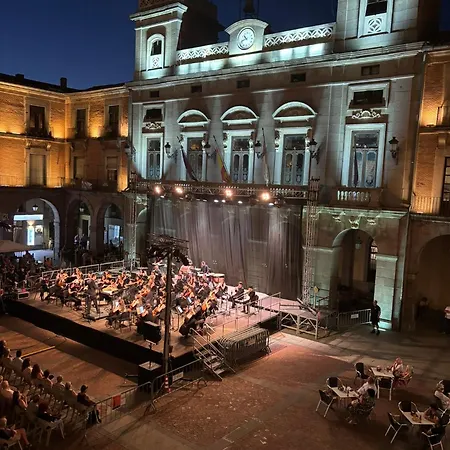 El Balcon Del Mercado Chico Lägenhet Ávila