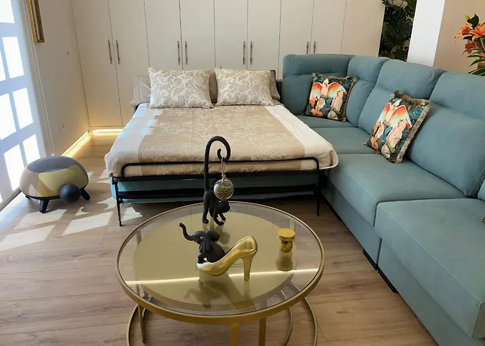 El Balcon Del Mercado Chico * Ávila