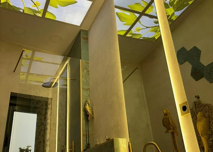 El Balcon Del Mercado Chico * Ávila