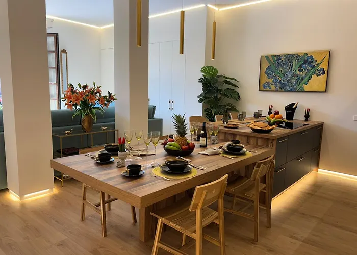 El Balcon Del Mercado Chico *